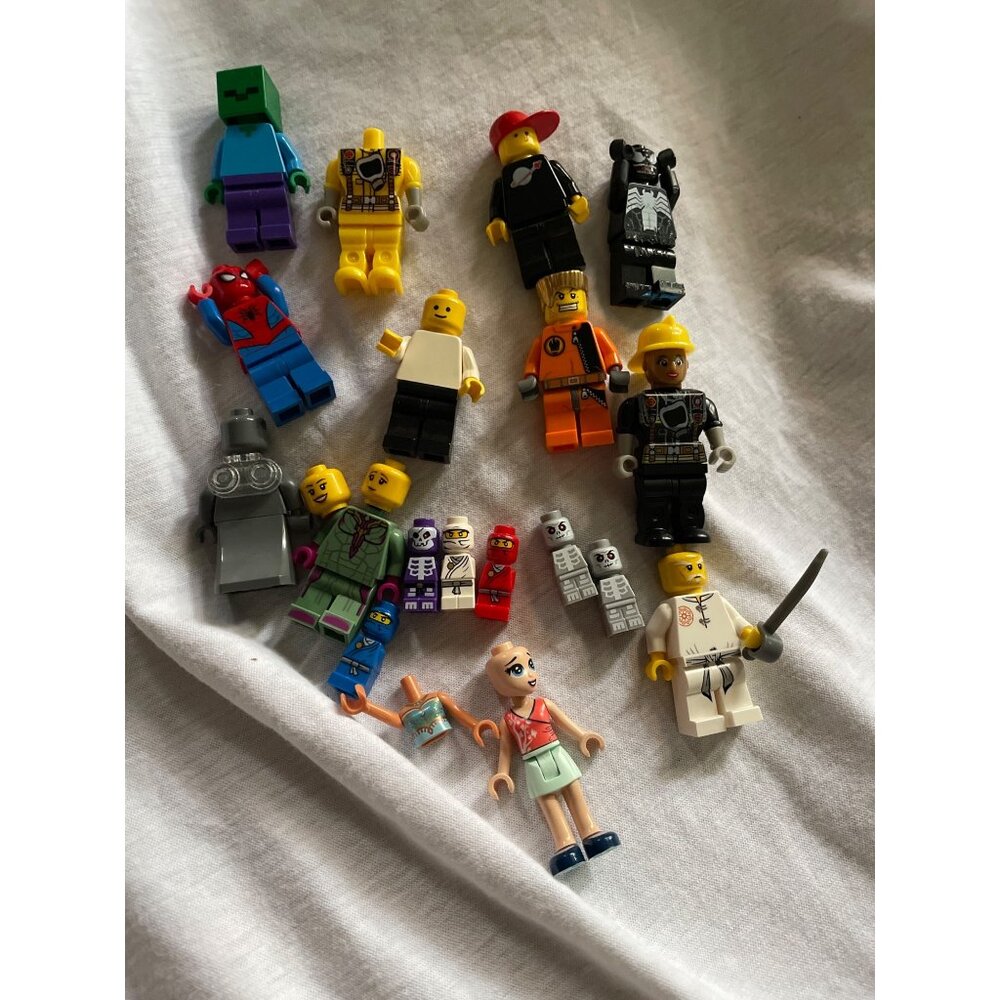 LEGO Minifigure Bundle 20 Pieces Mixed Themes & Characters